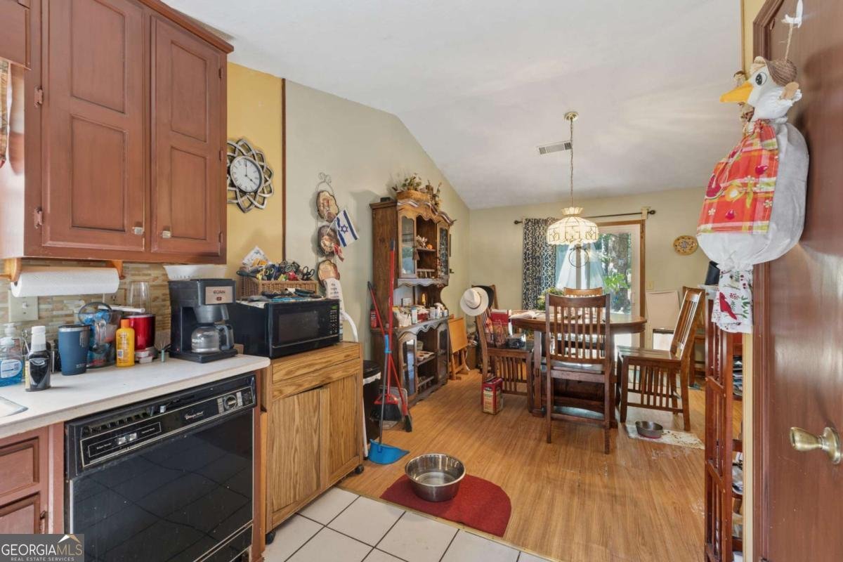 3101 Ashly Brooke Drive Snellville - 2