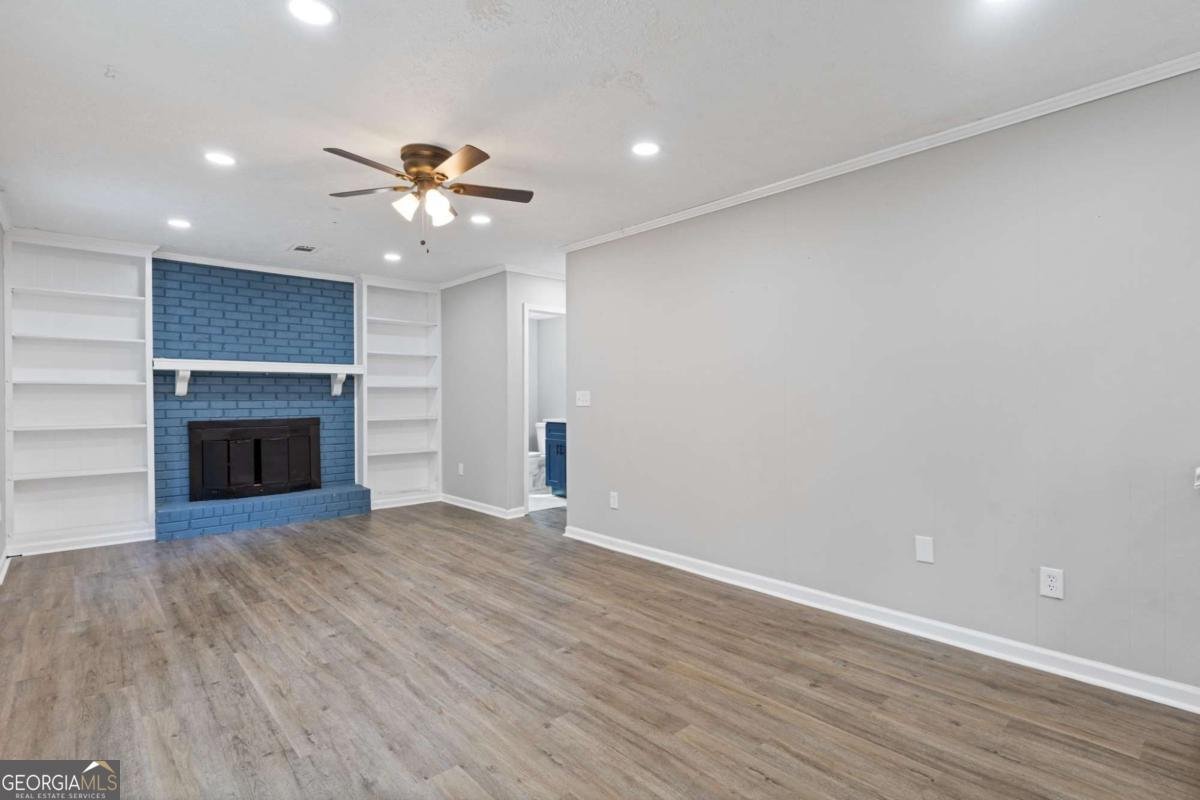 1634 Lamancha Drive Lawrenceville - 11