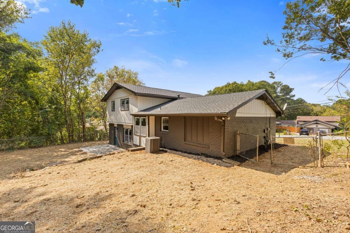 1634 Lamancha Drive Lawrenceville - 25