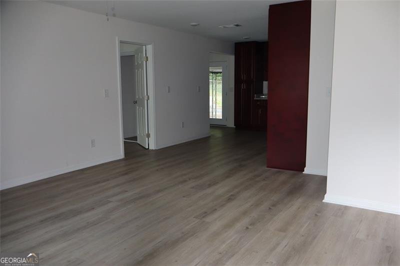 5217 LYNDALE Circle Forest Park - 11