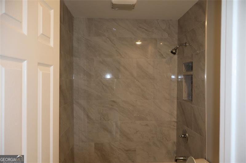 5217 LYNDALE Circle Forest Park - 29