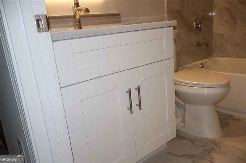 5217 LYNDALE Circle Forest Park - 30