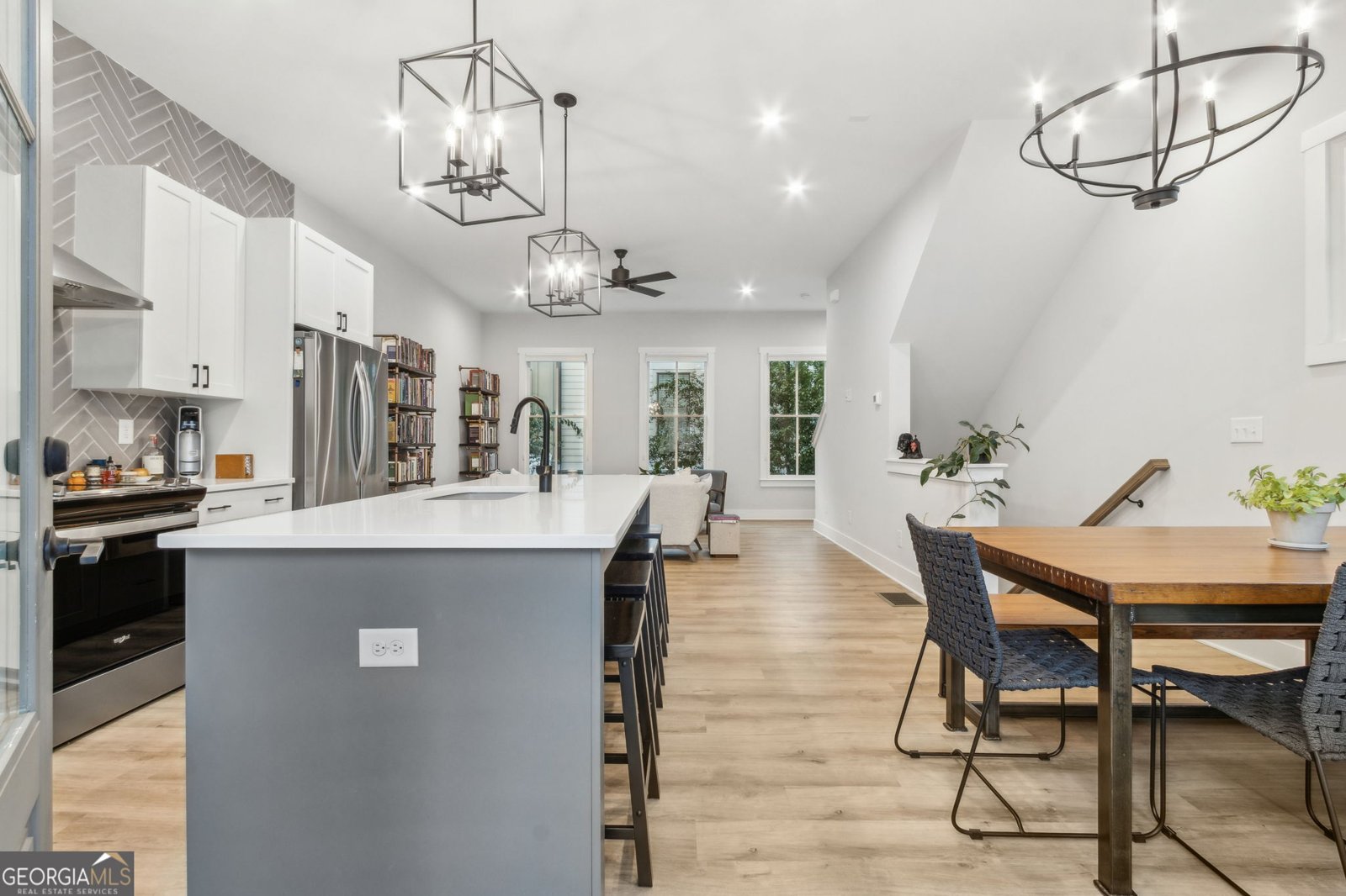 725 PERCH Place Atlanta - 18