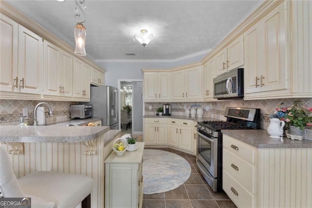 1204 Foxcreek Drive McDonough - 14