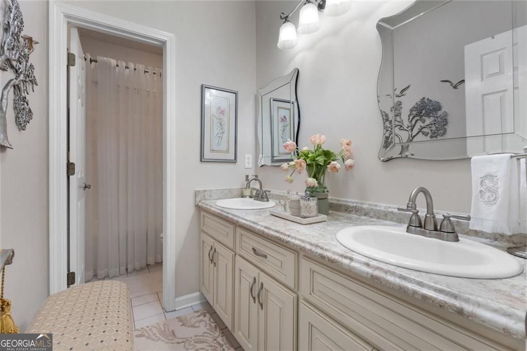 1204 Foxcreek Drive McDonough - 32
