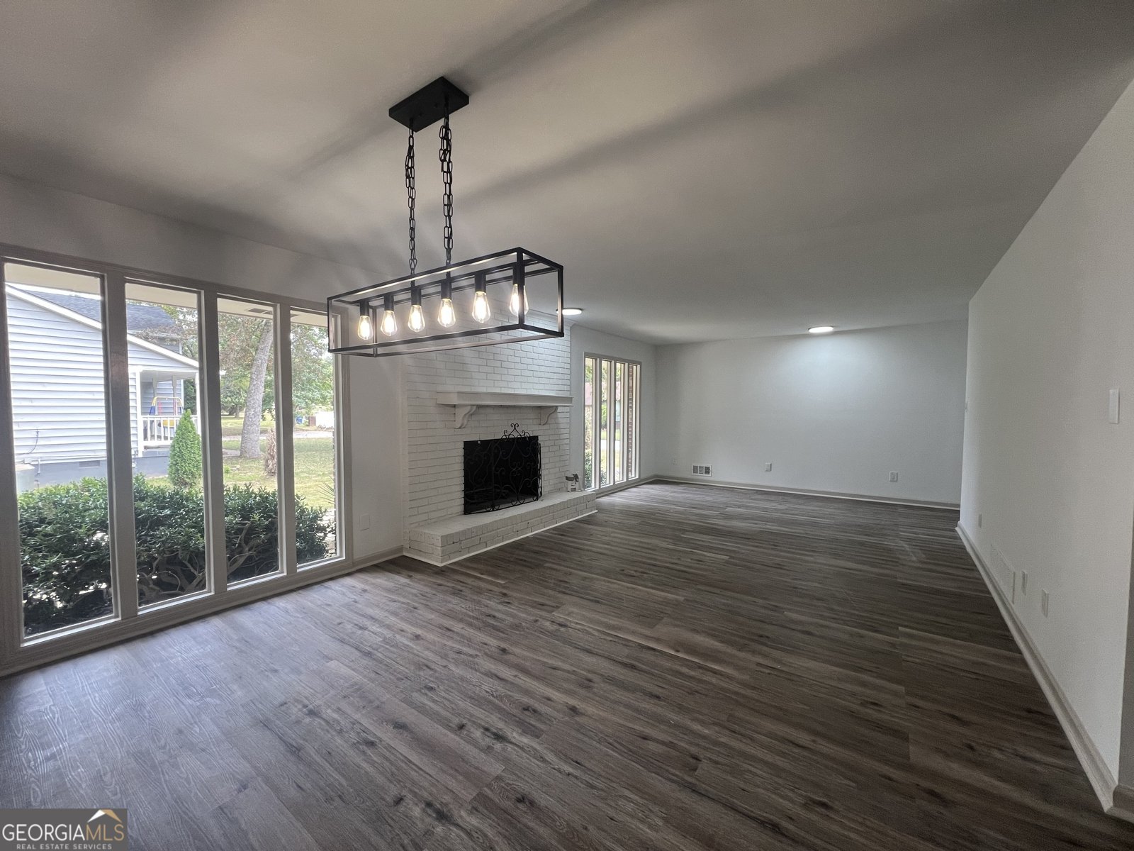 5760 Penfield Place Atlanta - 5