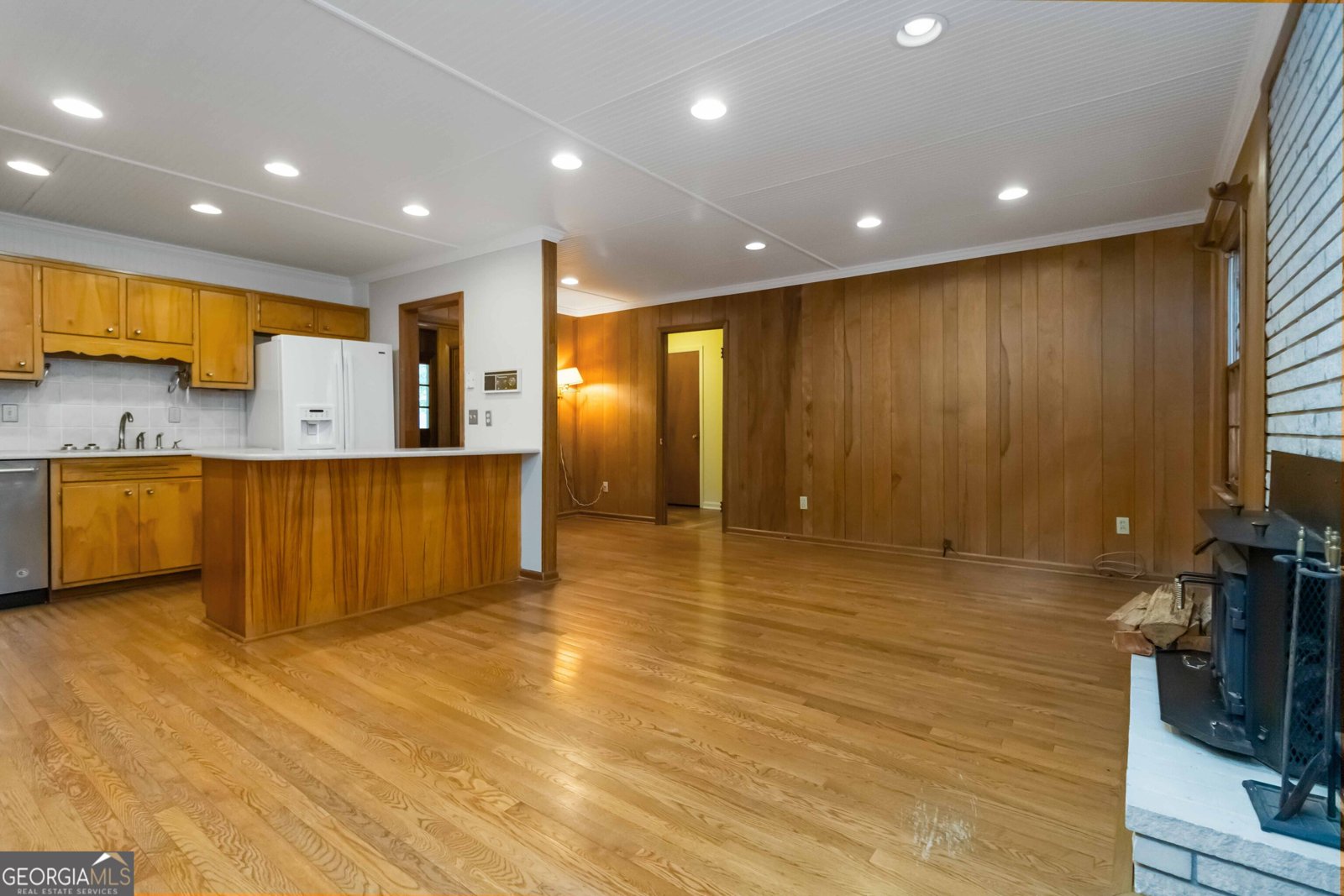 1722 Camelot Circle Tucker - 11