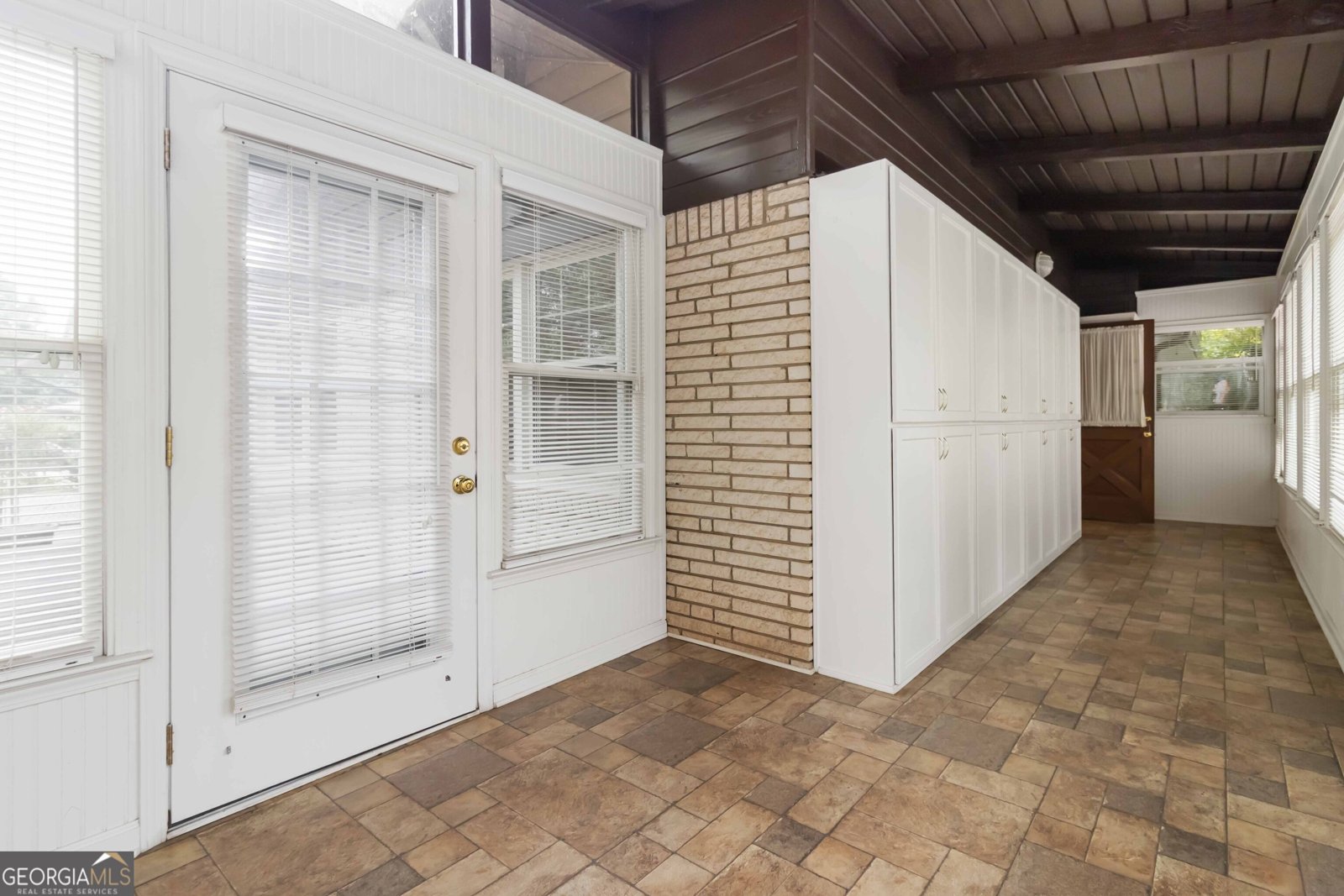 1722 Camelot Circle Tucker - 9