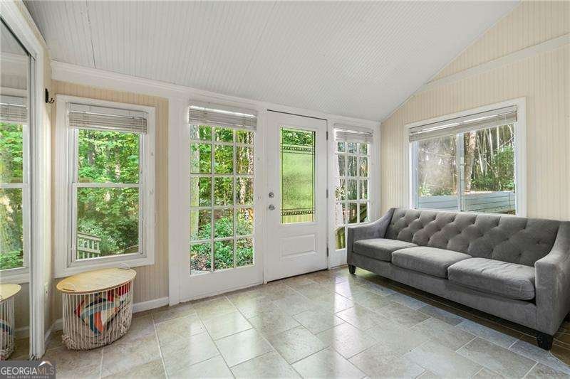 4060 Laurel Ridge Trail Smyrna - 16