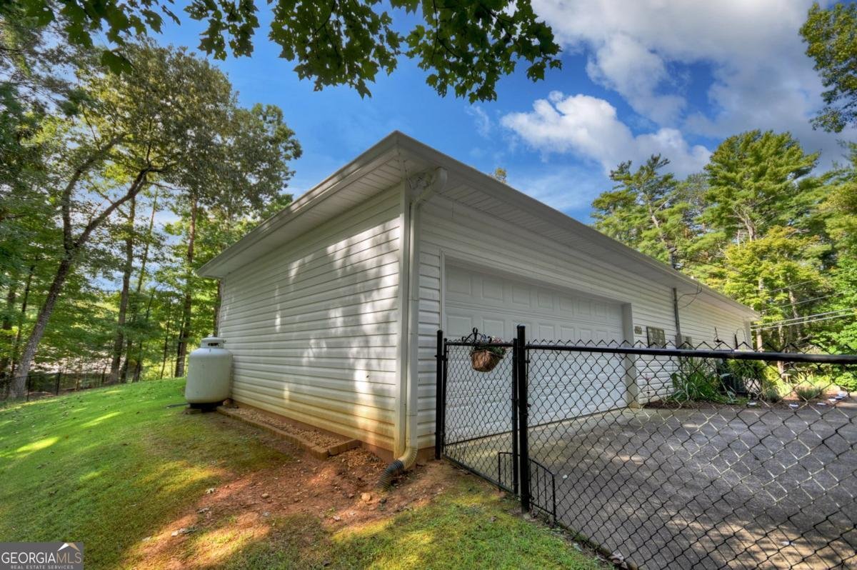1075 Cherokee Drive Ellijay - 34