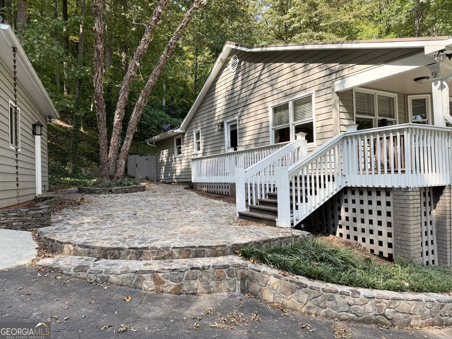 1134 Old Lake Russell Road Cornelia - 27