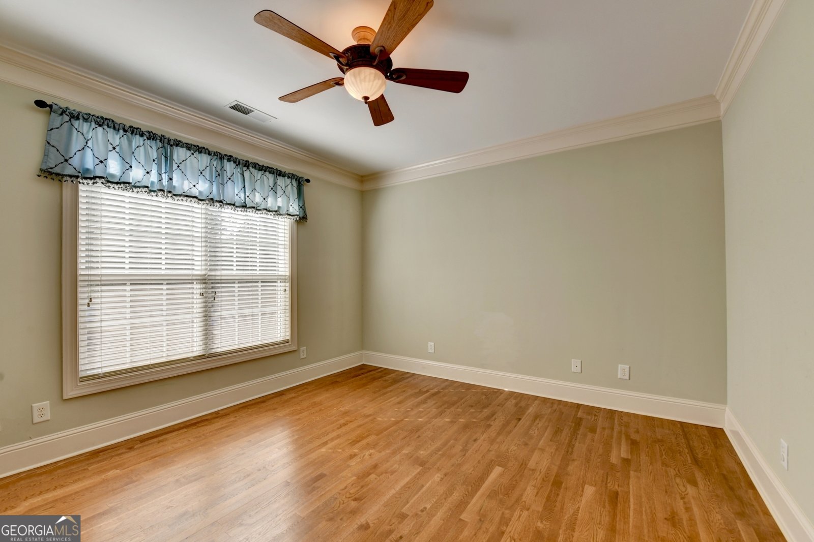 521 Sandy Cove Drive Loganville - 1