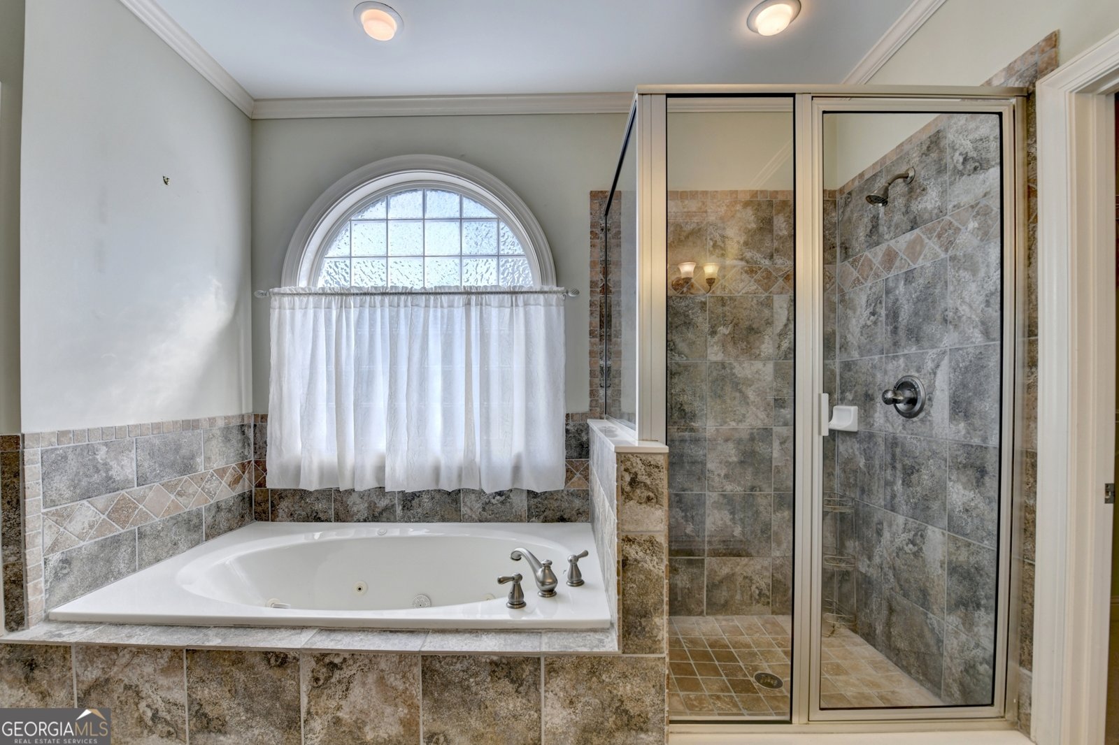 521 Sandy Cove Drive Loganville - 43
