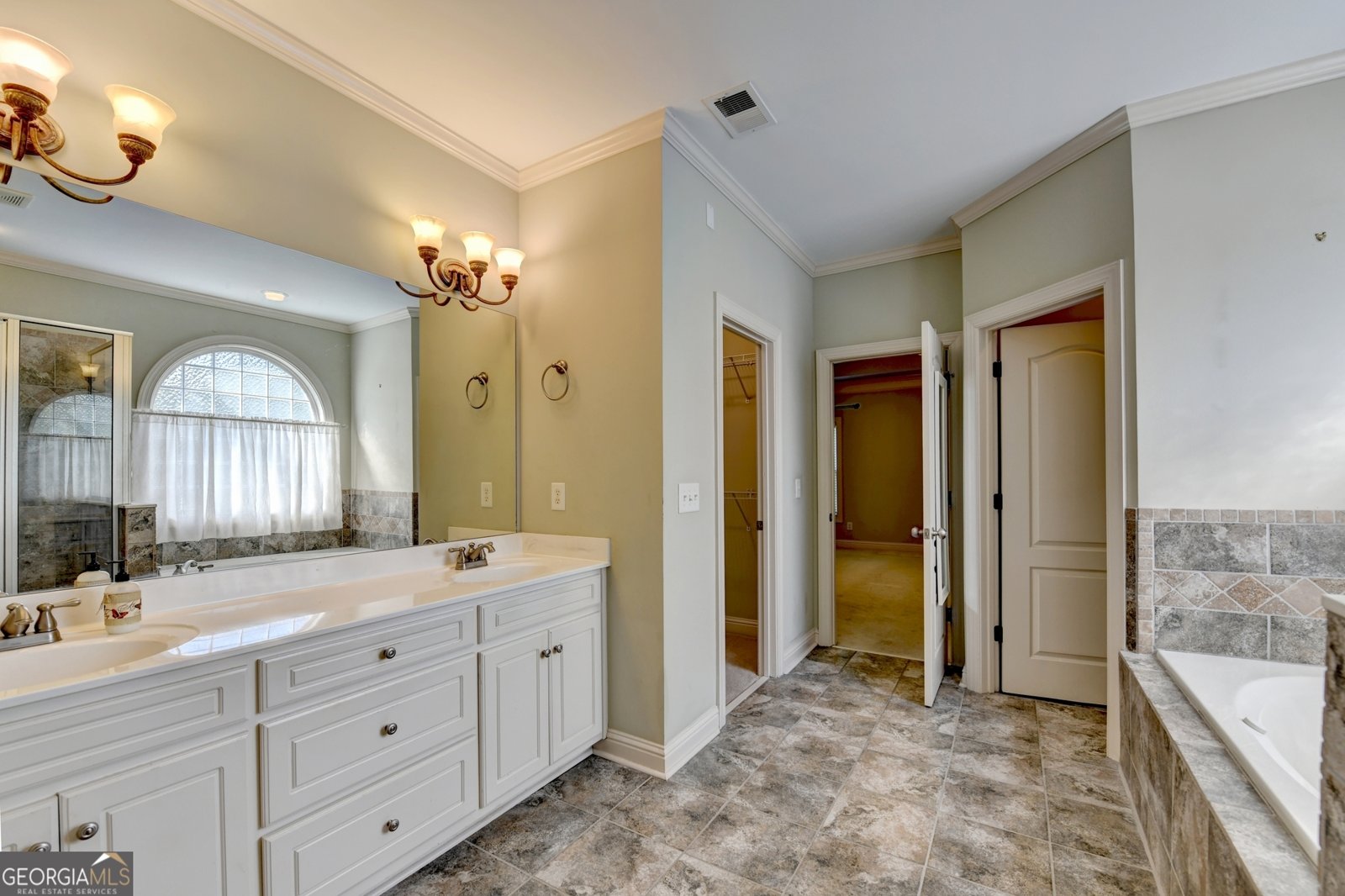 521 Sandy Cove Drive Loganville - 44