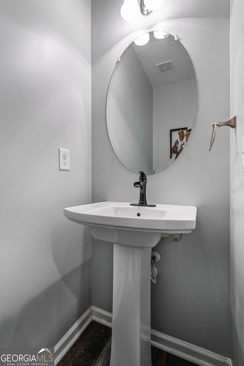 303 Woodson Way Woodstock - 19