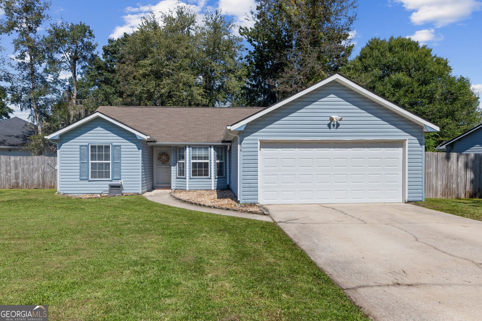108 Chestnut Court Kingsland - 1