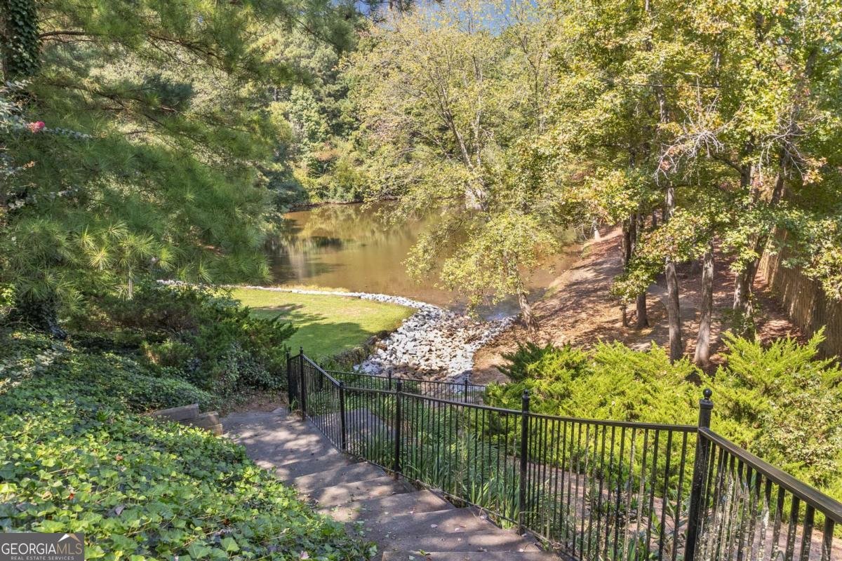 1005 Whitestone Ridge Alpharetta - 24