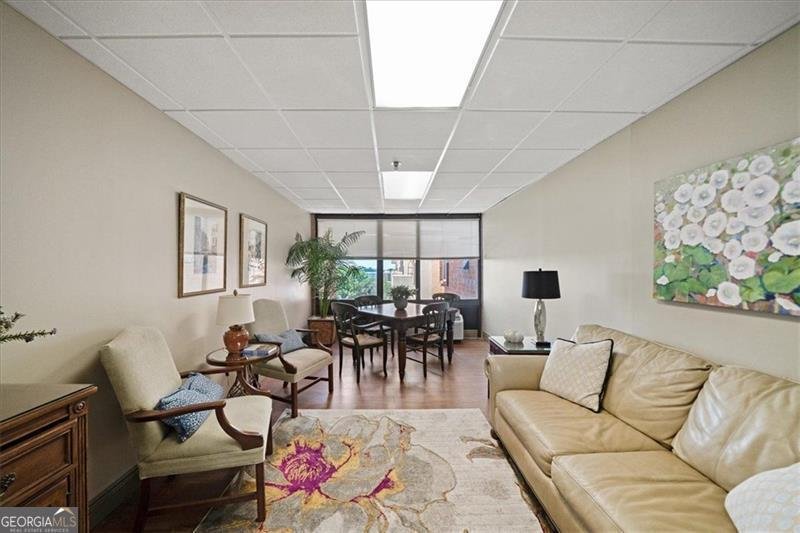 300 Johnson Ferry Road Atlanta - 21