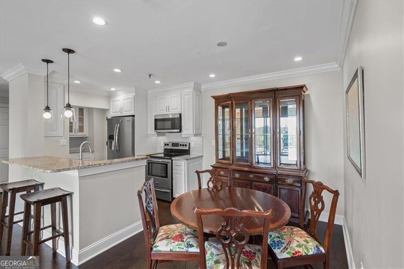 300 Johnson Ferry Road Atlanta - 8