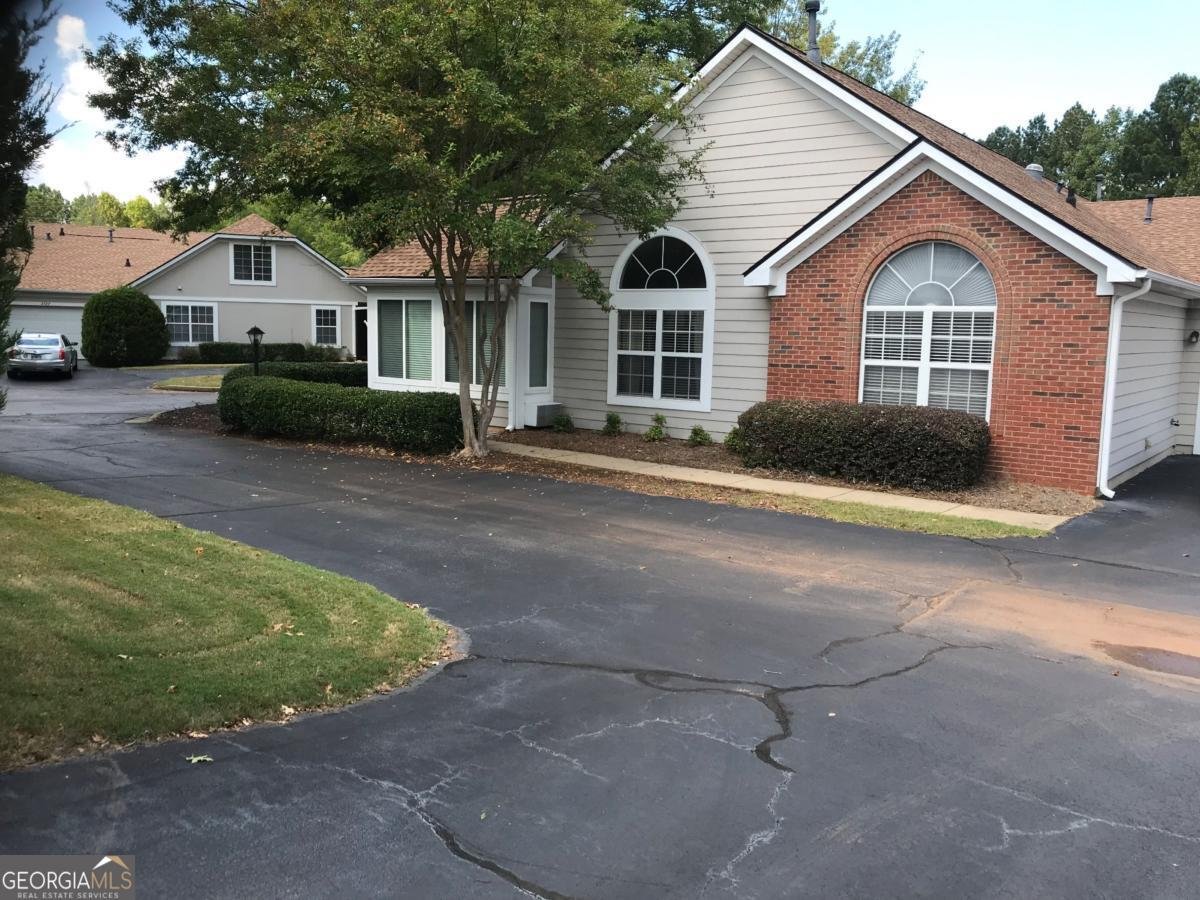3728 Vineyards Lake Circle Kennesaw - 1