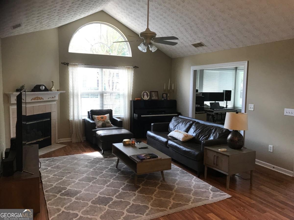 3728 Vineyards Lake Circle Kennesaw - 12