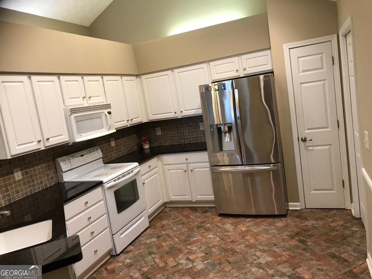 3728 Vineyards Lake Circle Kennesaw - 17
