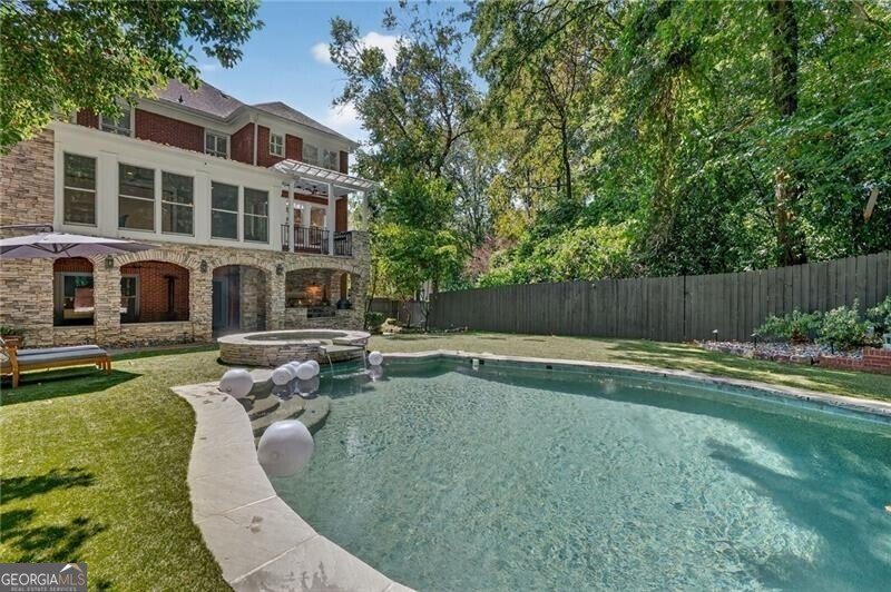 696 Greystone Park Atlanta - 40