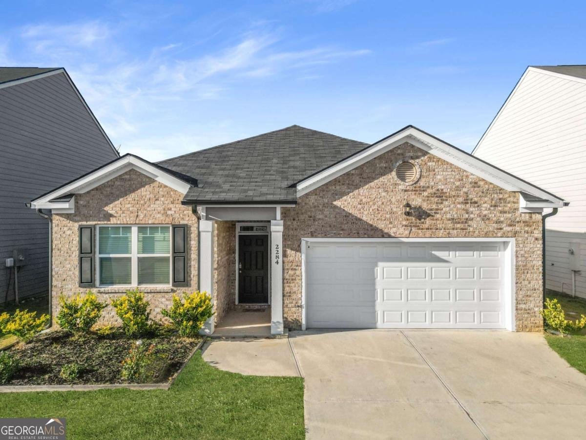 2284 Pelham Pass Dacula - 1