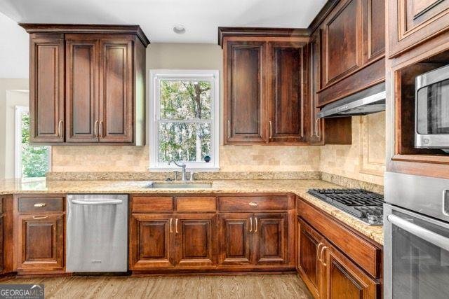 245 Spear Road Fayetteville - 24