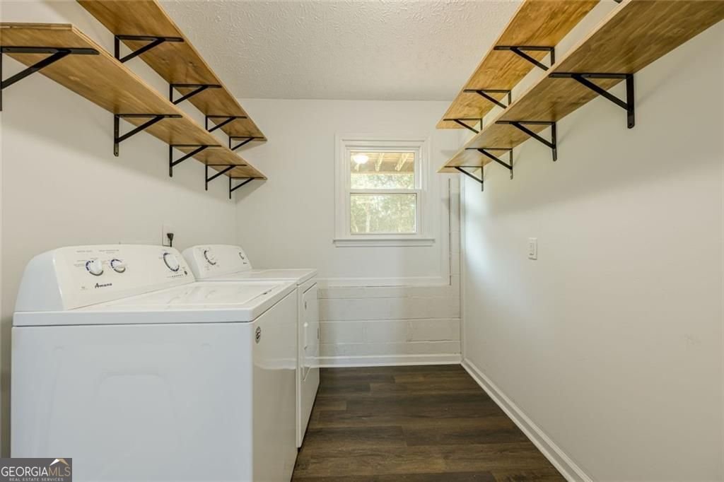7010 Devon Drive Cumming - 34