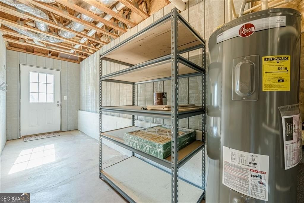 7010 Devon Drive Cumming - 41