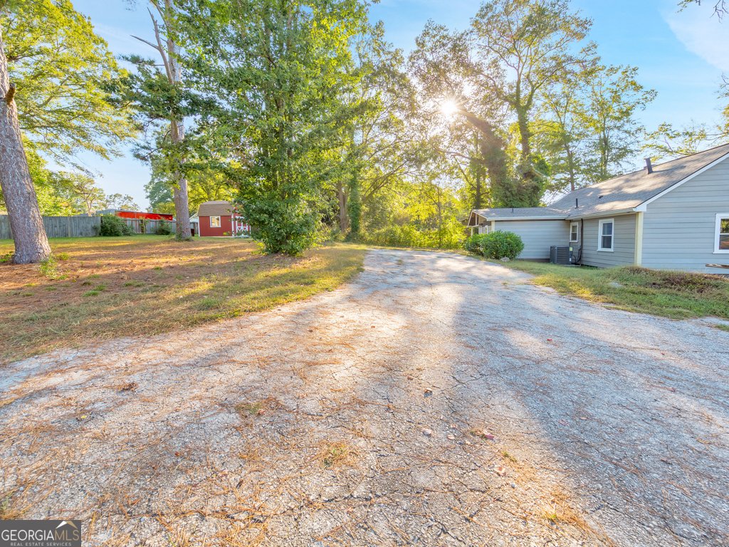 1096 Center Street Mableton - 32