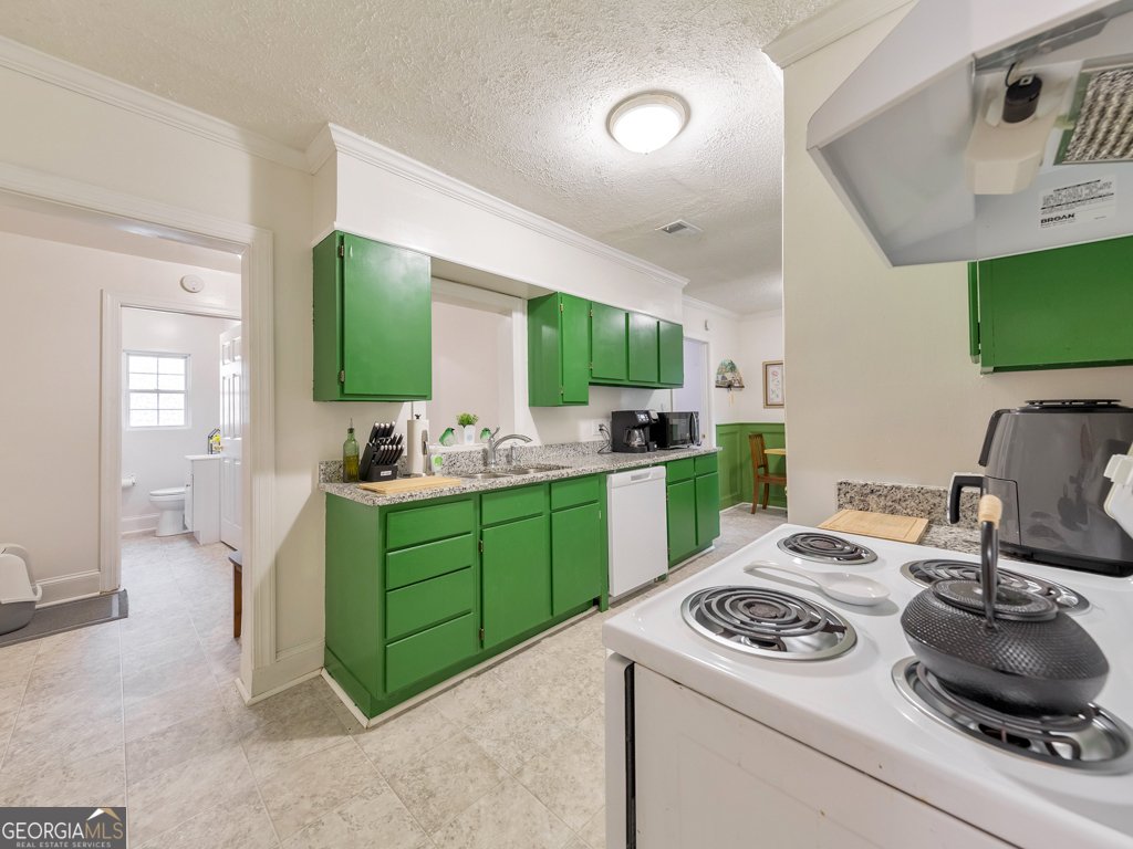 1096 Center Street Mableton - 7