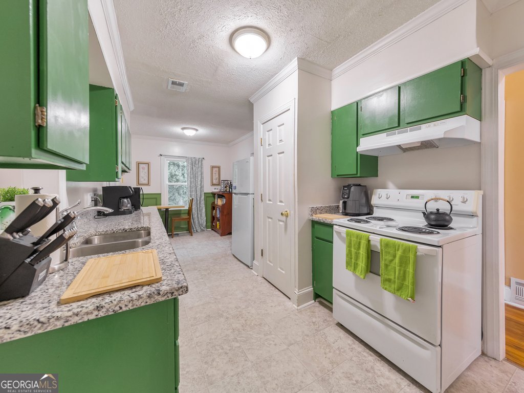 1096 Center Street Mableton - 8