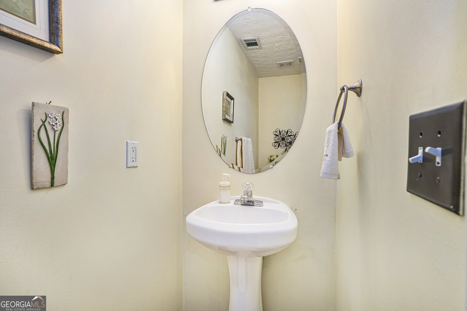 4616 Grand Central Parkway Decatur - 8