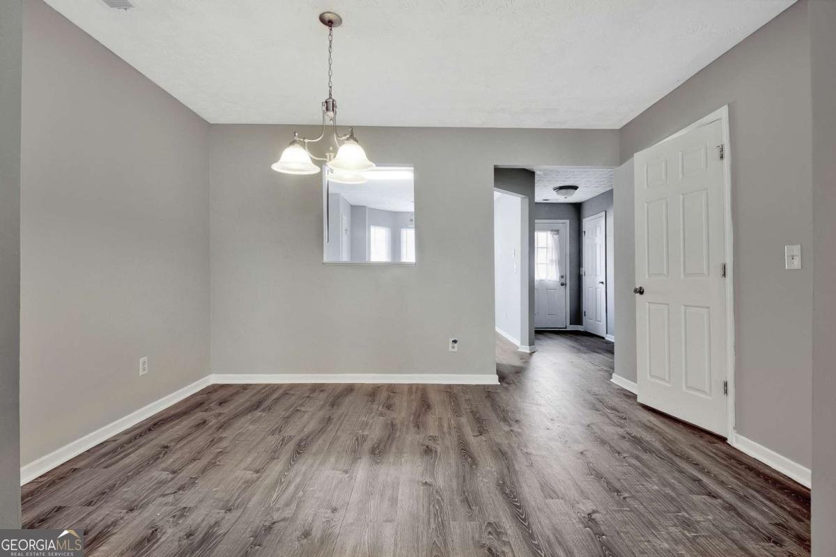 1915 Grove Way Hampton - 10