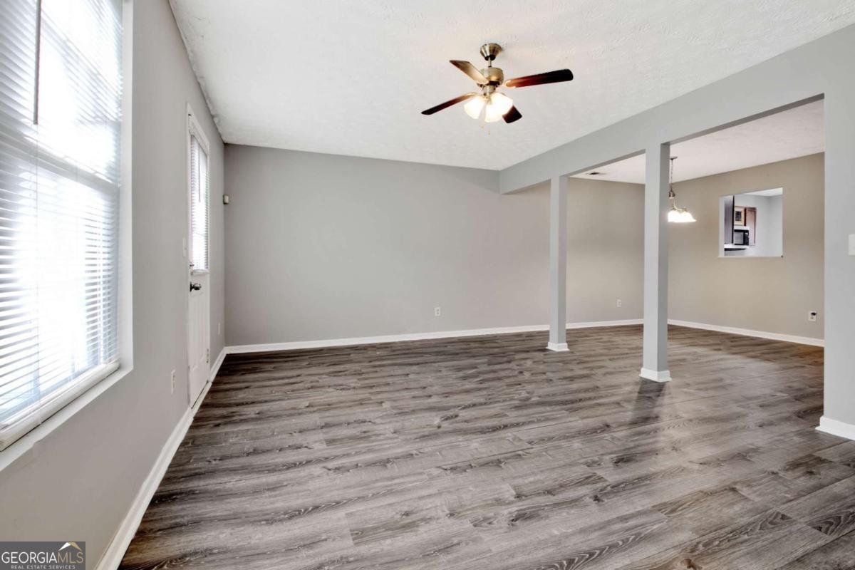 1915 Grove Way Hampton - 12