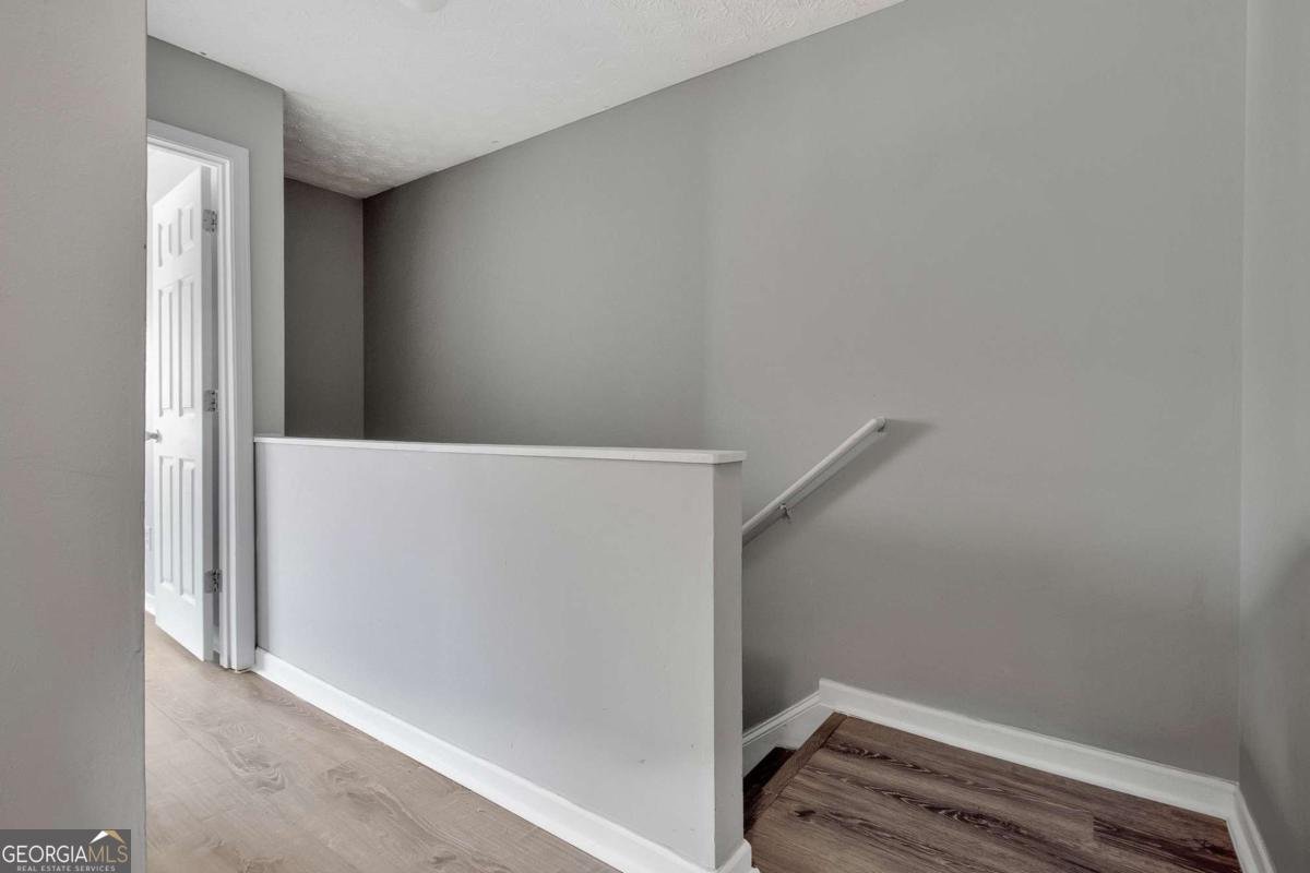 1915 Grove Way Hampton - 13