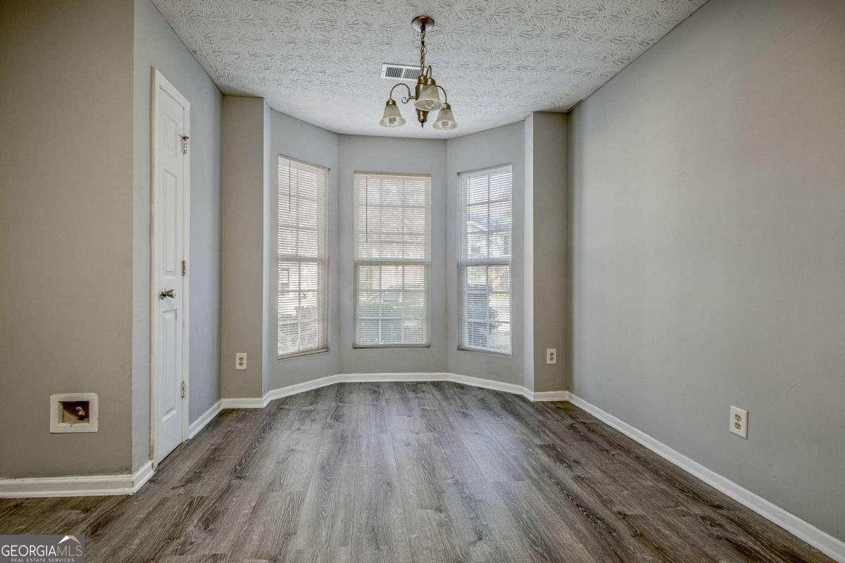 1915 Grove Way Hampton - 7