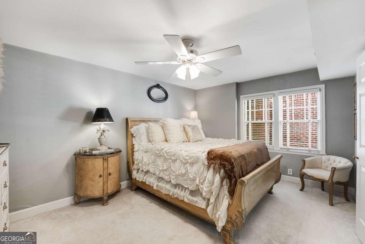 2323 SHENANDOAH Avenue Atlanta - 19