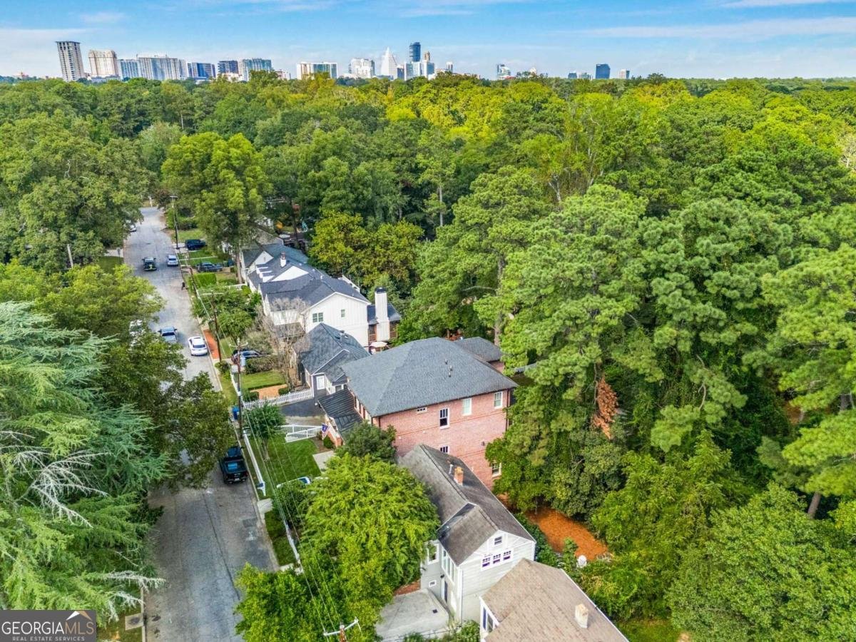 2323 SHENANDOAH Avenue Atlanta - 37