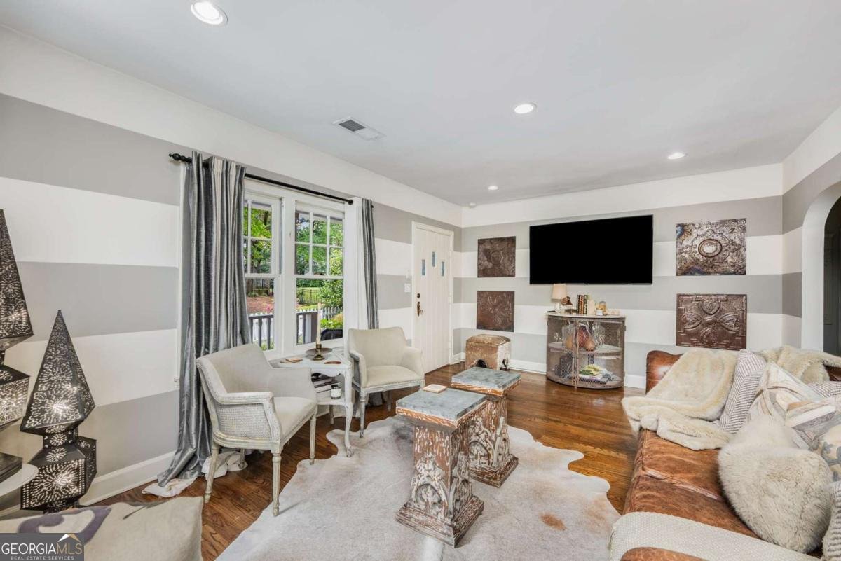 2323 SHENANDOAH Avenue Atlanta - 7