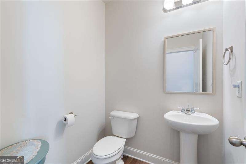 823 Mackay Creek Woodstock - 21