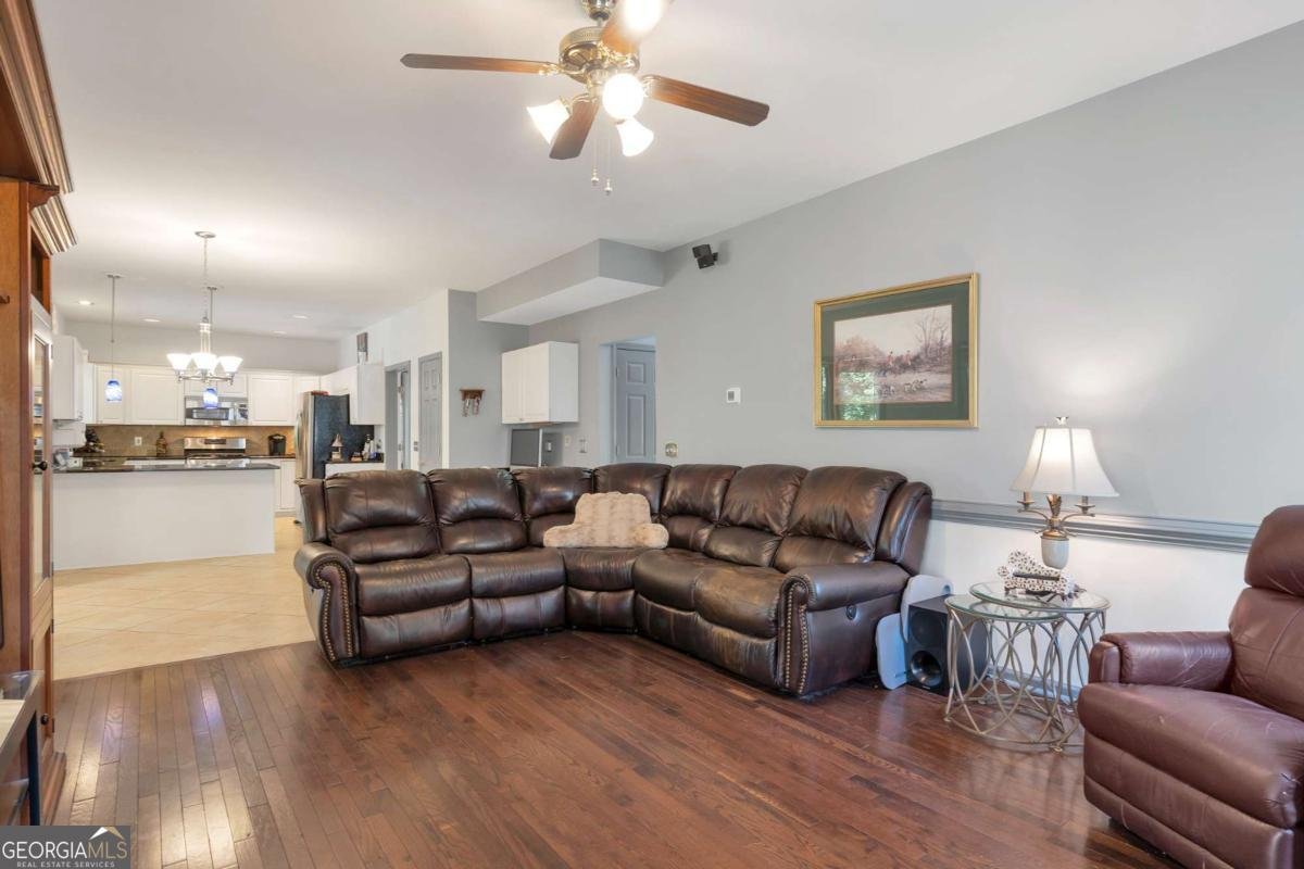 1895 OAK TREE Hollow Alpharetta - 18