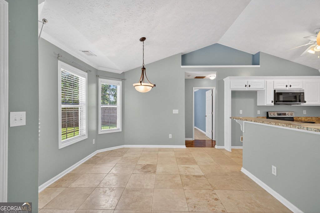 1880 Roxey Lane Winder - 19