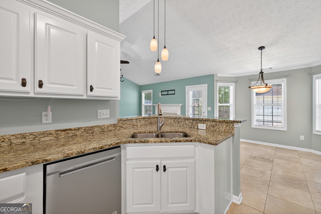 1880 Roxey Lane Winder - 23