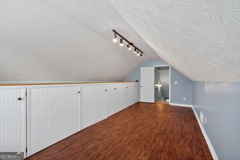 1880 Roxey Lane Winder - 43