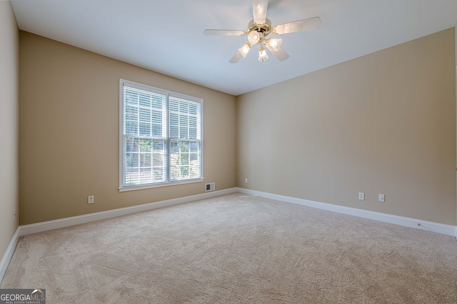4353 Kenion Forest Drive Lilburn - 27