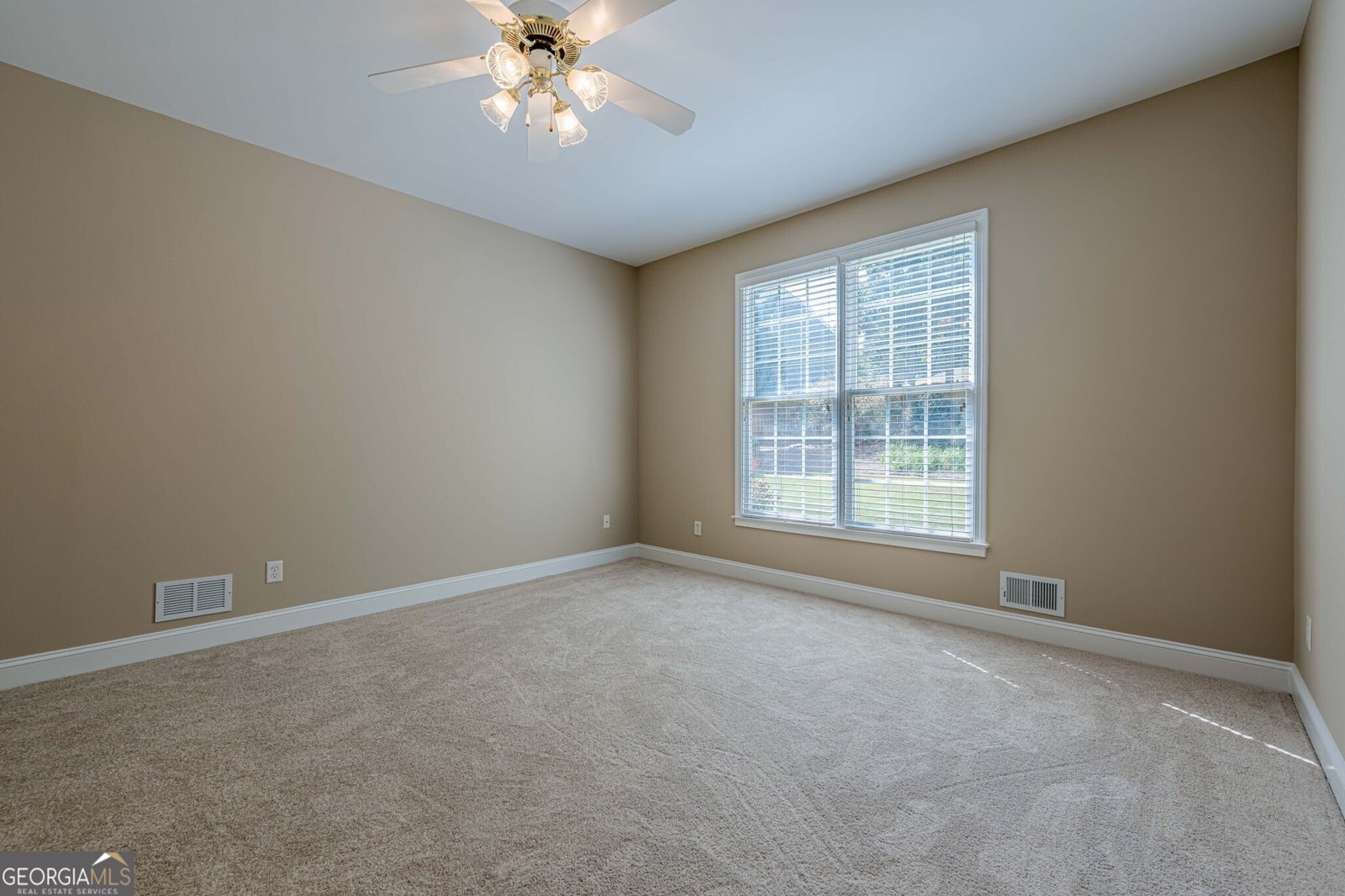 4353 Kenion Forest Drive Lilburn - 28