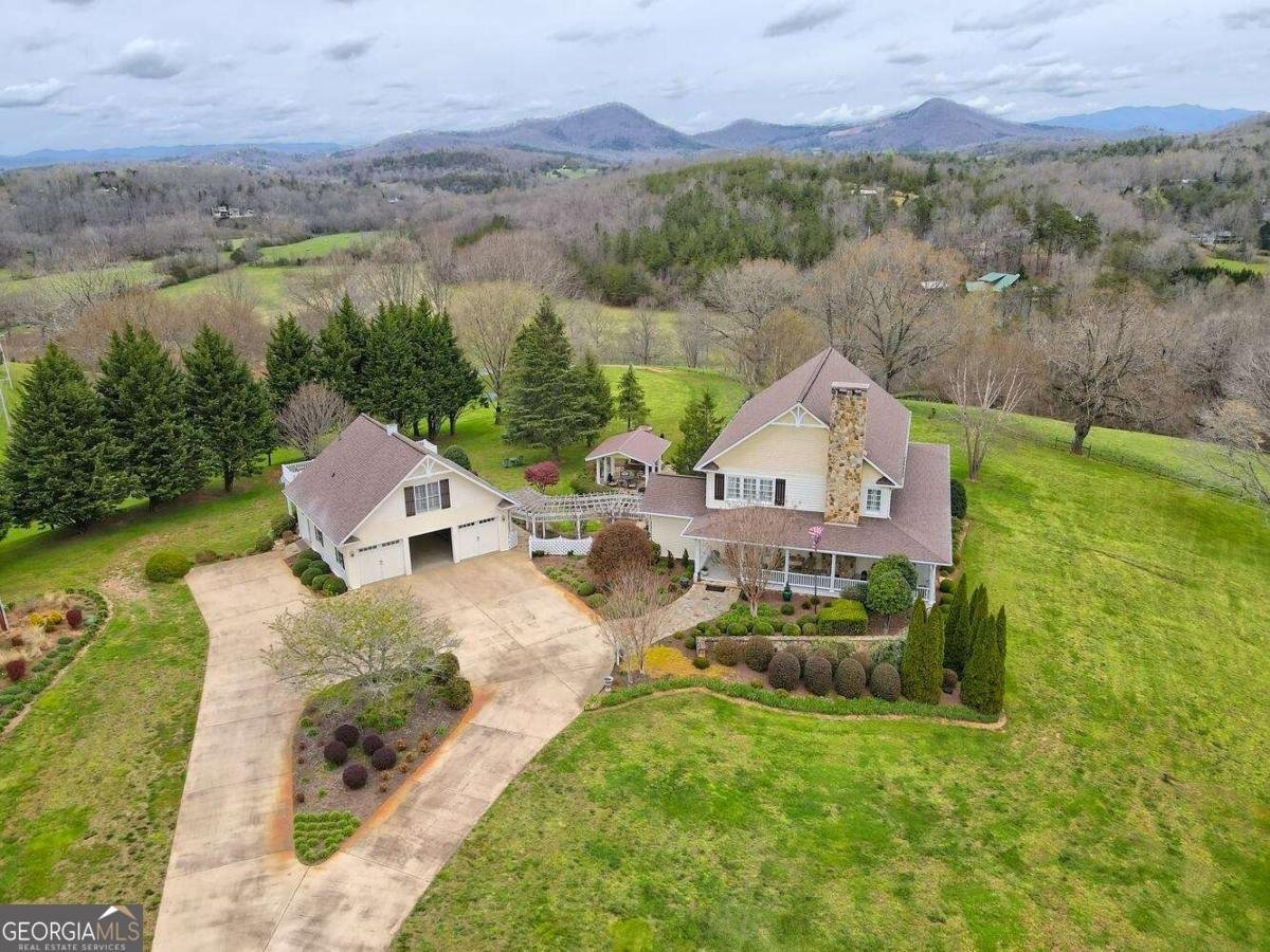 392 Hwy 66 Young Harris - 63